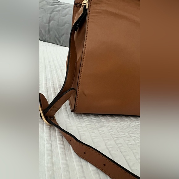 Kate Spade Saturday crossbody & top handle leather bag - Picture 4 of 14